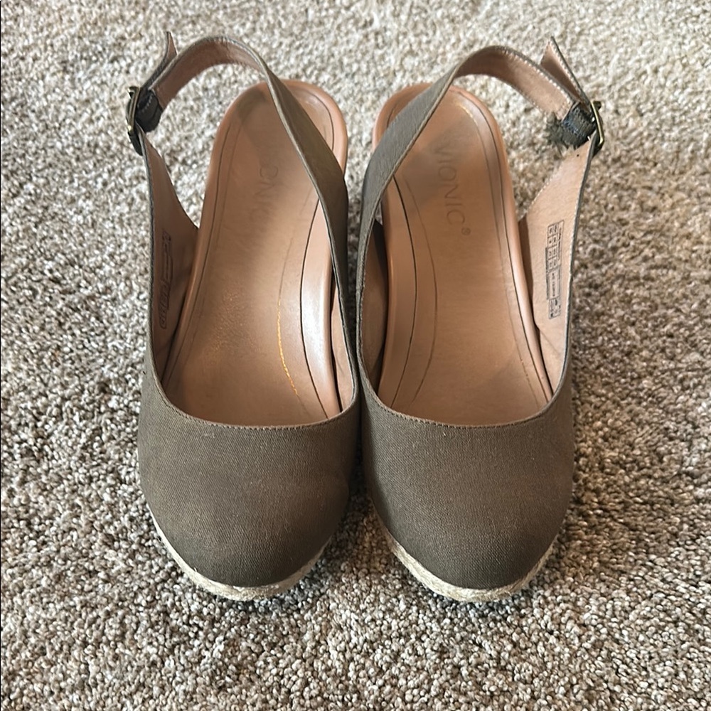 Vionic Army Green Suede Wedges with Buckle Strap